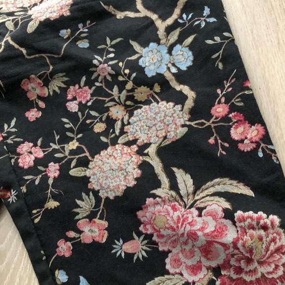 GP&J Baker x H&M Floral Print Ankle Pants in Black Size 6 - Picture 8 of 11